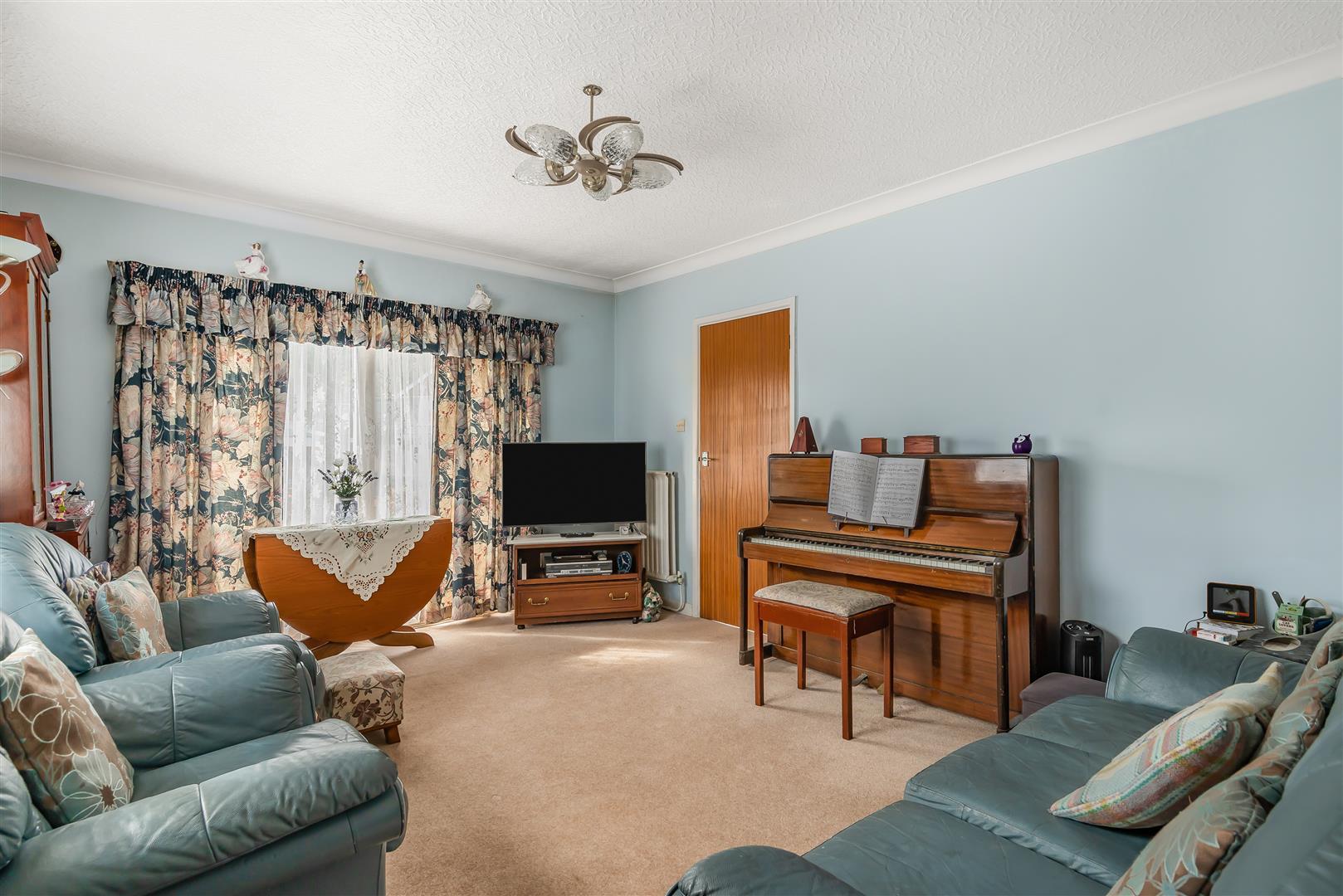 Ger-Y-Parc, Morriston, Swansea, SA6 7DR
